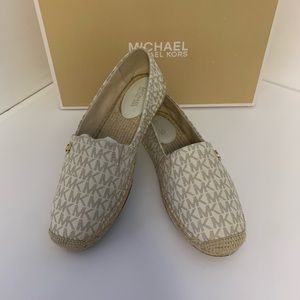 MICHAEL Michael Kors Kendric slip on mini MK logo